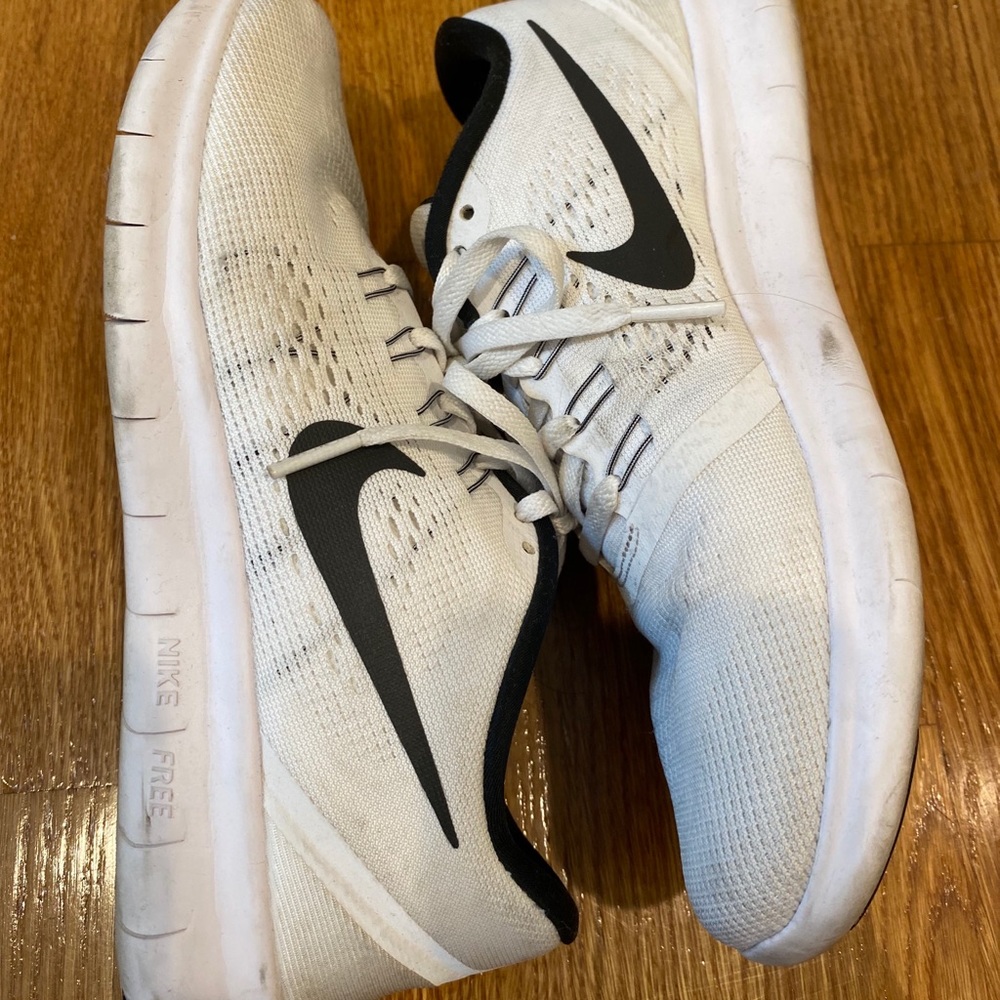 Nike Free Run Sneakers